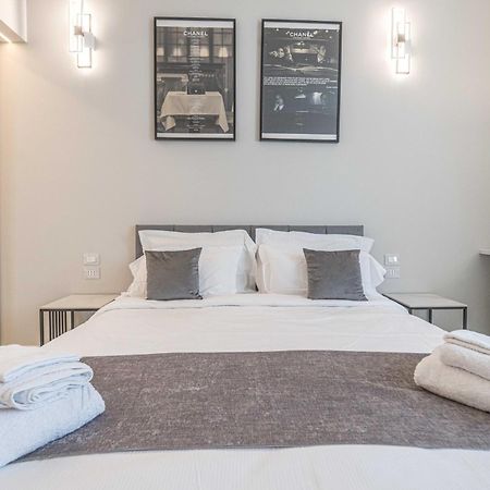 Moscova Luxury New Suite Милан Экстерьер фото